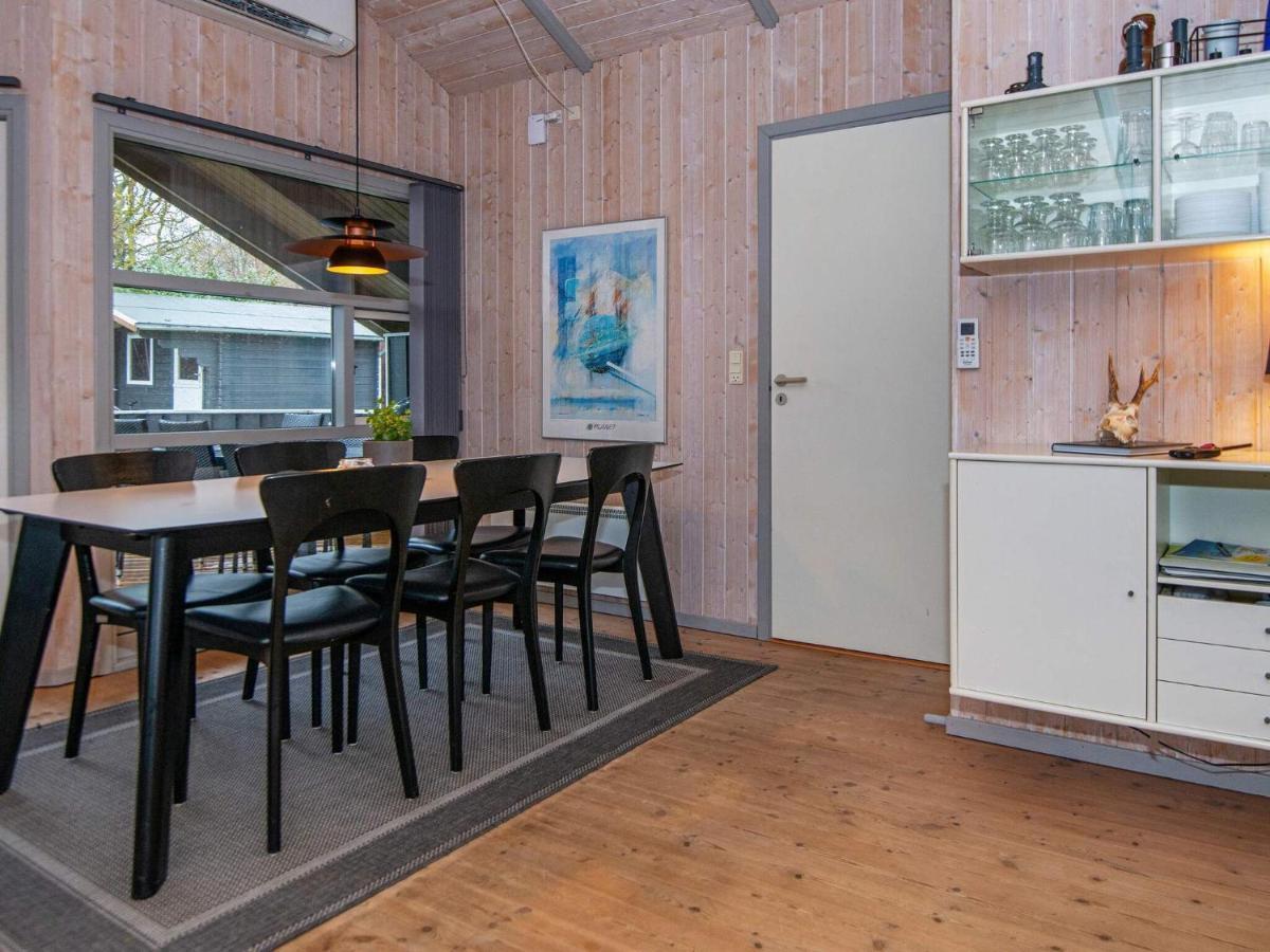 Four-Bedroom Holiday Home In Sydals 4 Vibøge Extérieur photo
